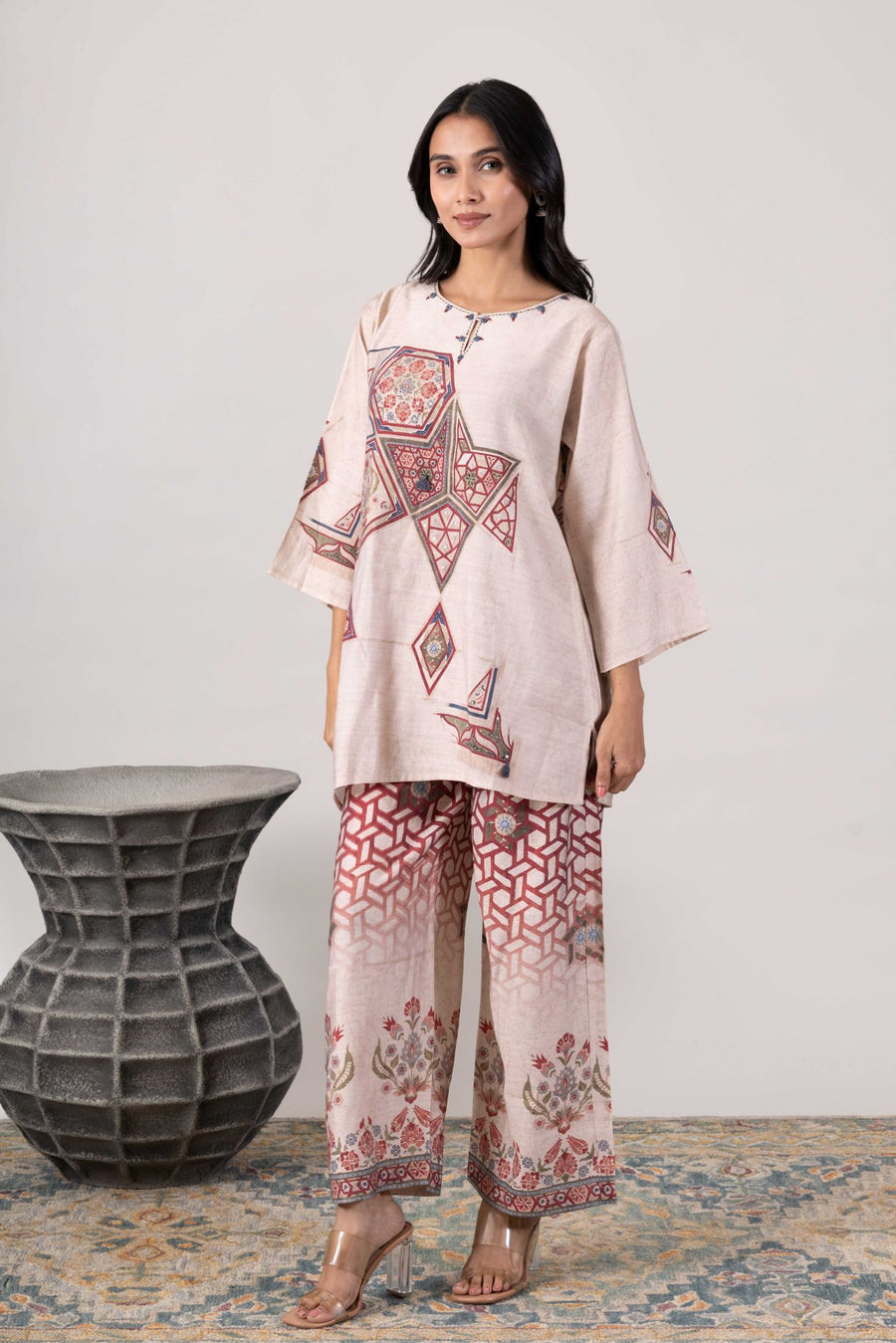KUDIORY Women’s Beige Printed Kaftan Kurta with Palazzo Pants