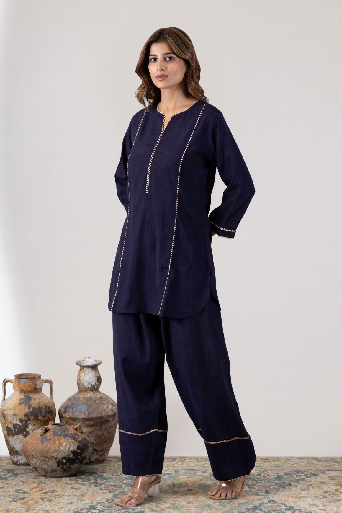 KUDIORY Women Navy Blue Solid Kurta with Wide-Leg Trousers