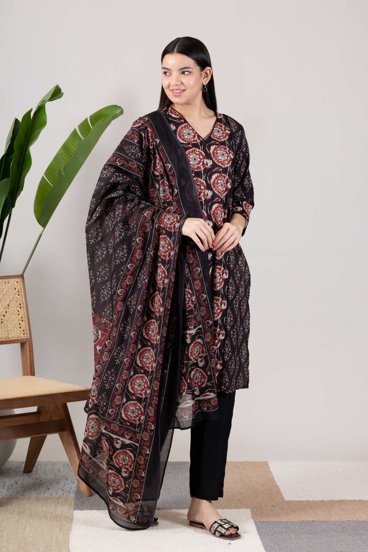 KUDIORY Women’s Black & Maroon Printed Kurta with Matching Dupatta