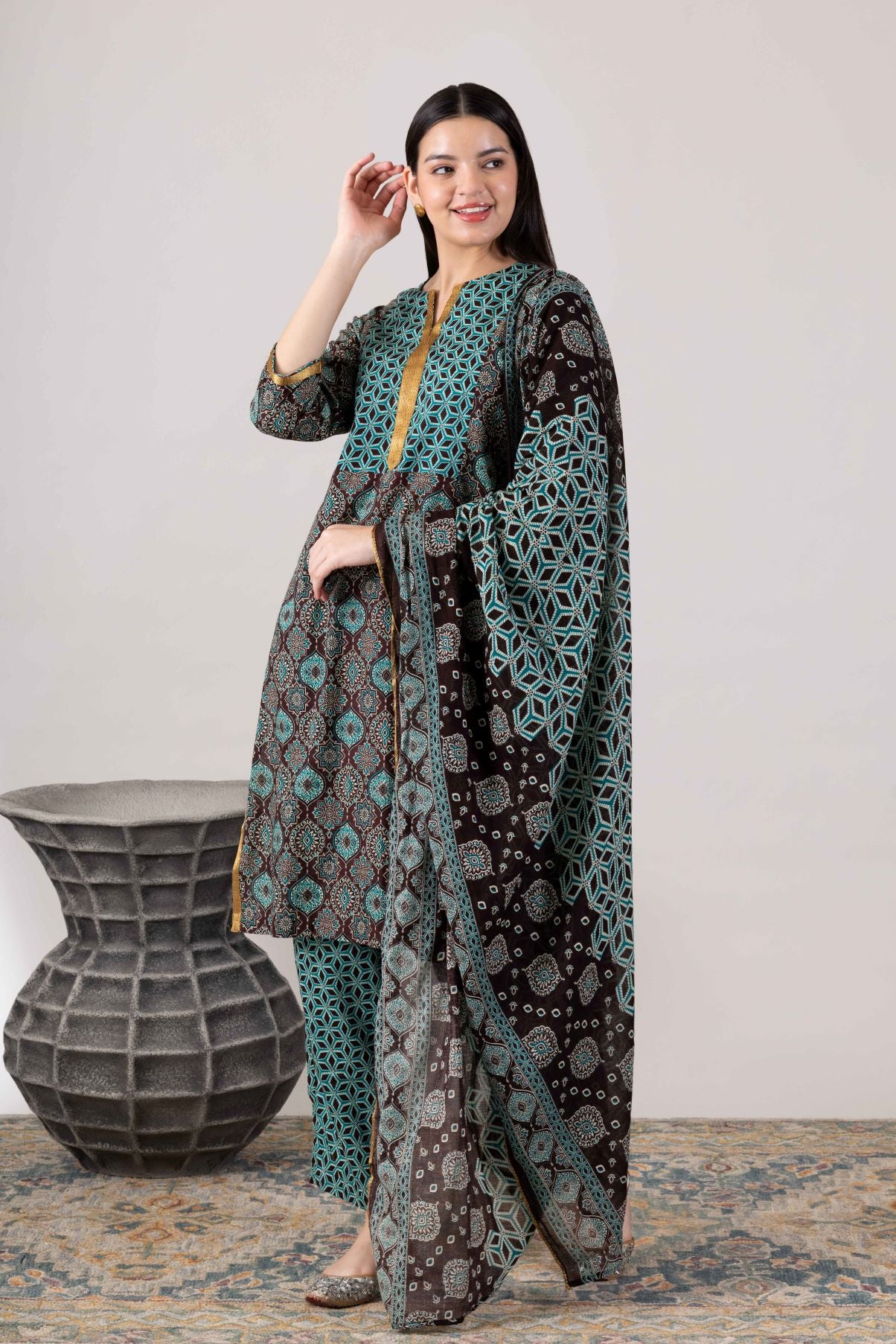 KUDIORY Women’s Brown & Teal Geometric Printed Kurta with Trousers & Dupatta