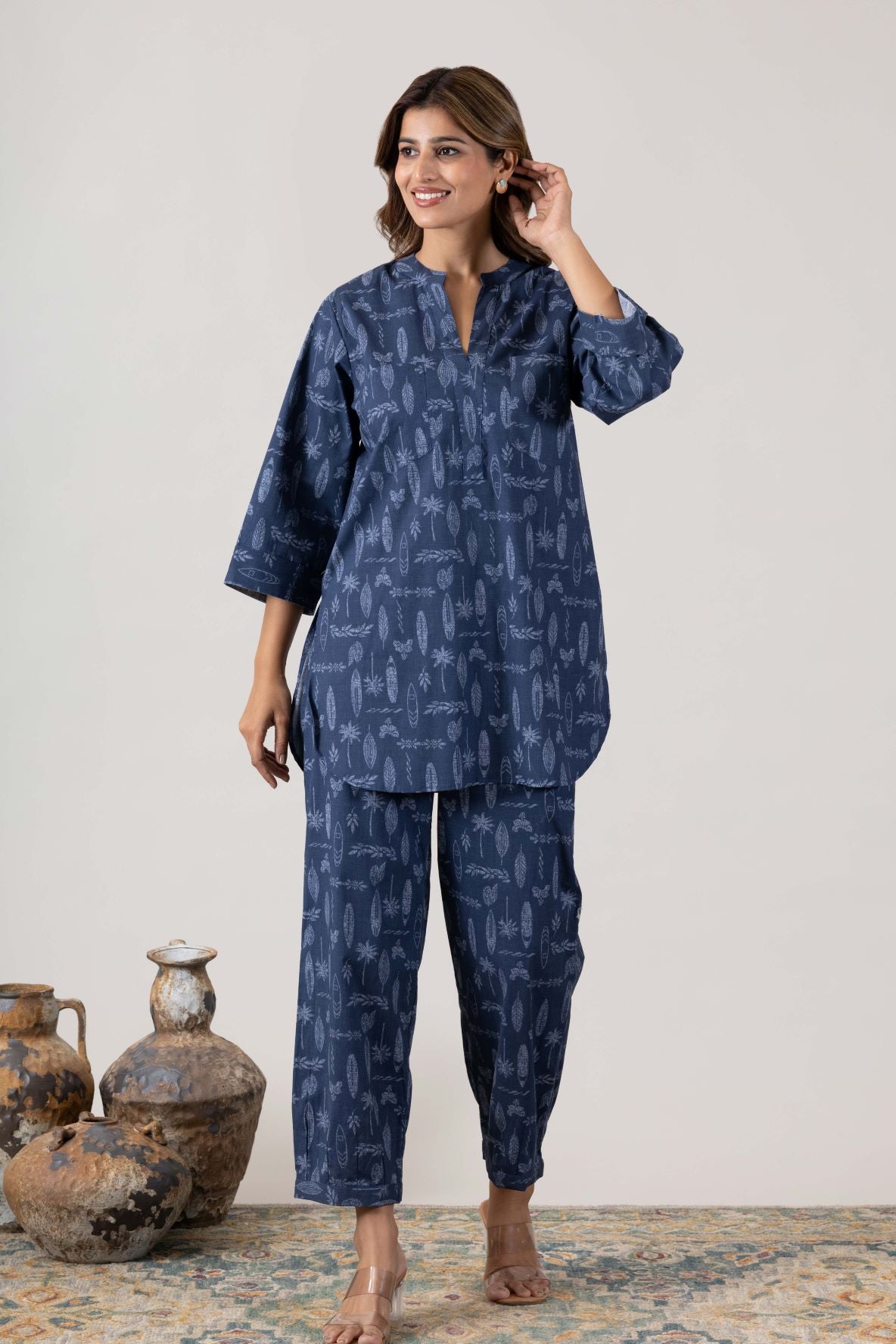 KUDIORY Women’s Navy Blue Printed Kurta with Matching Straight Pants