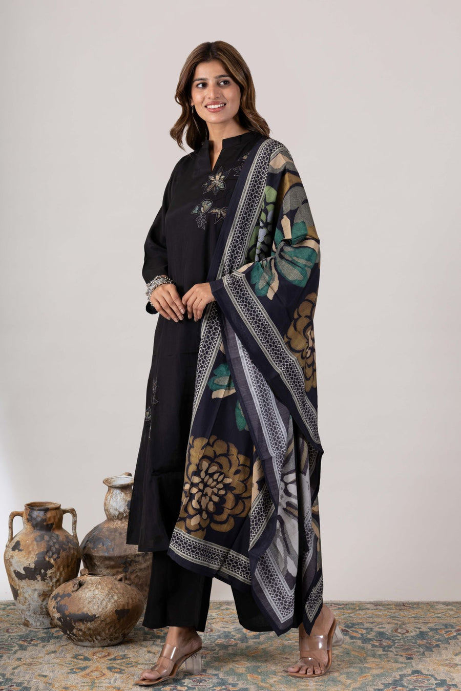 KUDIORY Women’s Black Floral Embroidered Kurta with Trousers & Printed Dupatta