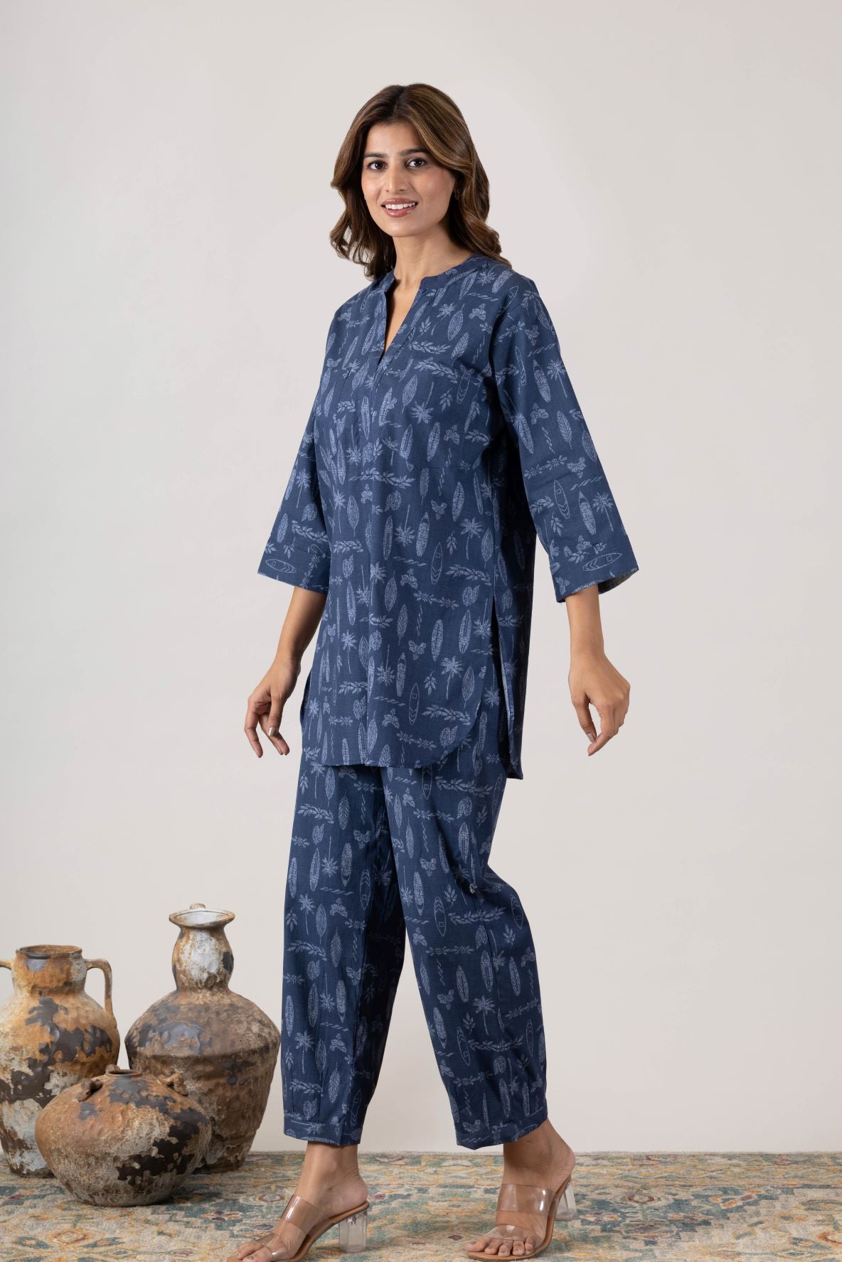 KUDIORY Women’s Navy Blue Printed Kurta with Matching Straight Pants