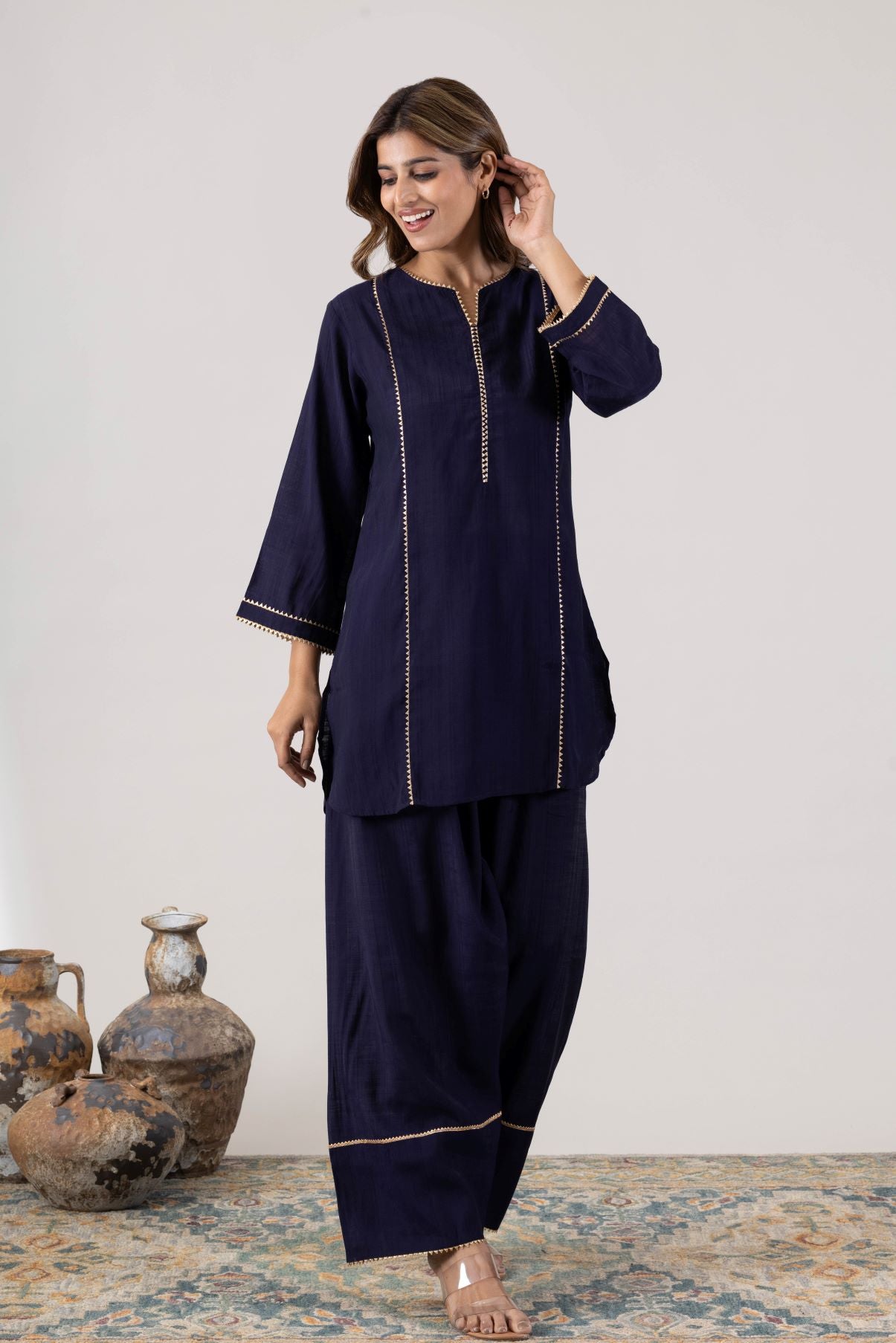 KUDIORY Women Navy Blue Solid Kurta with Wide-Leg Trousers