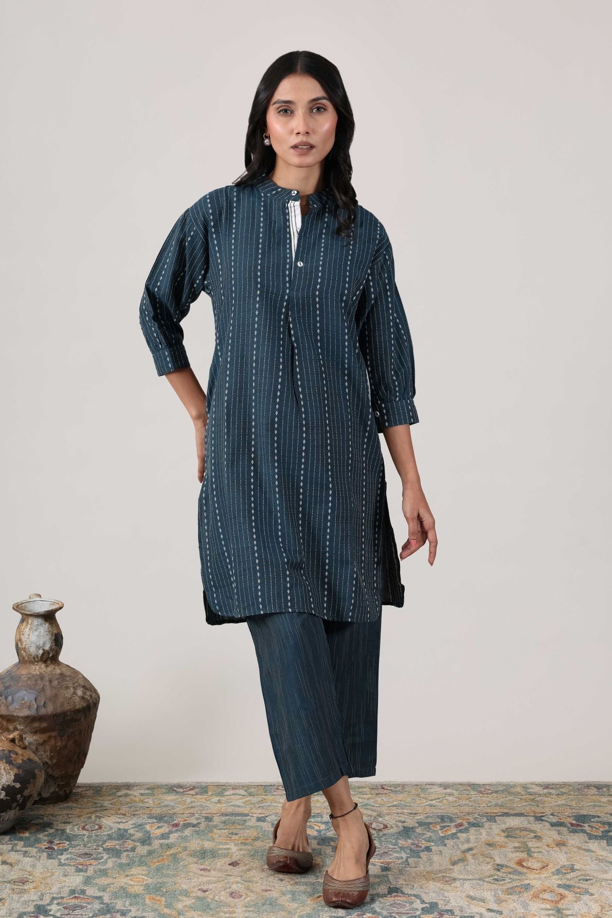 KUDIORY Women’s Blue Printed Kurta with Matching Straight Pants