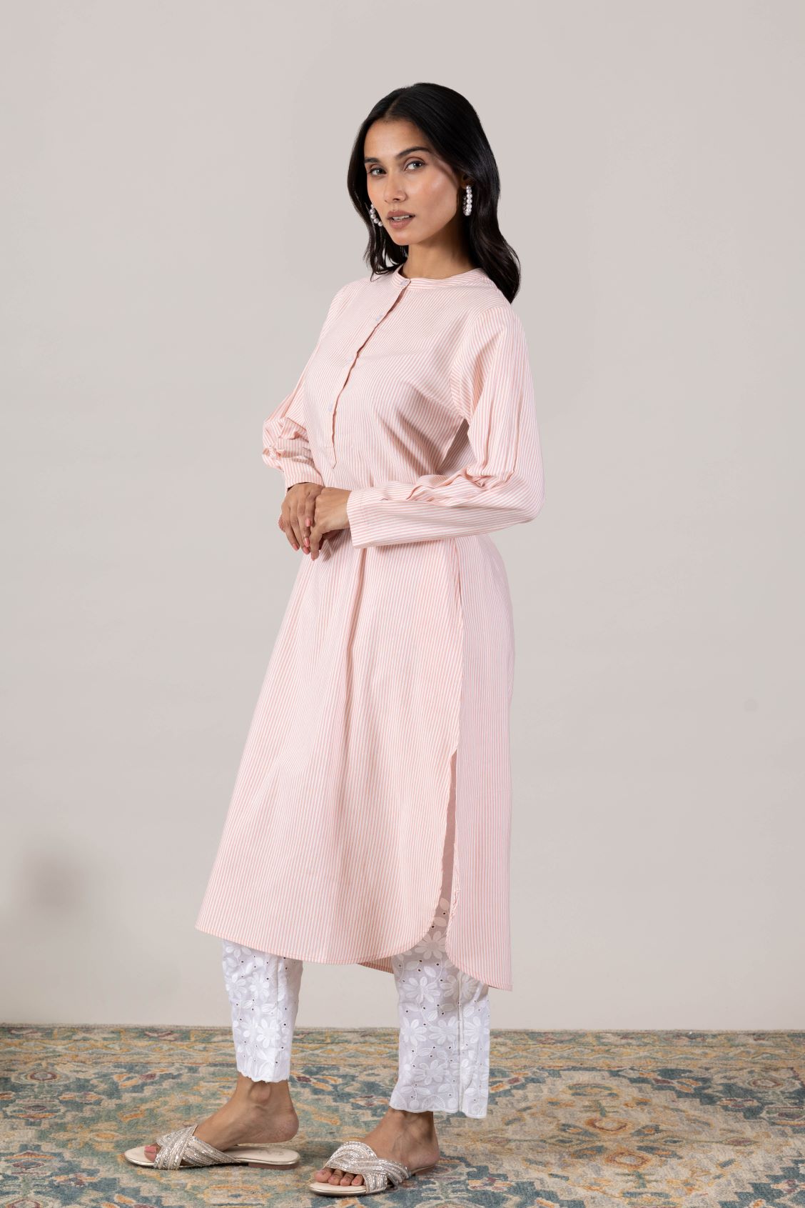 KUDIORY Women Pink Striped Round Neck Straight Kurta