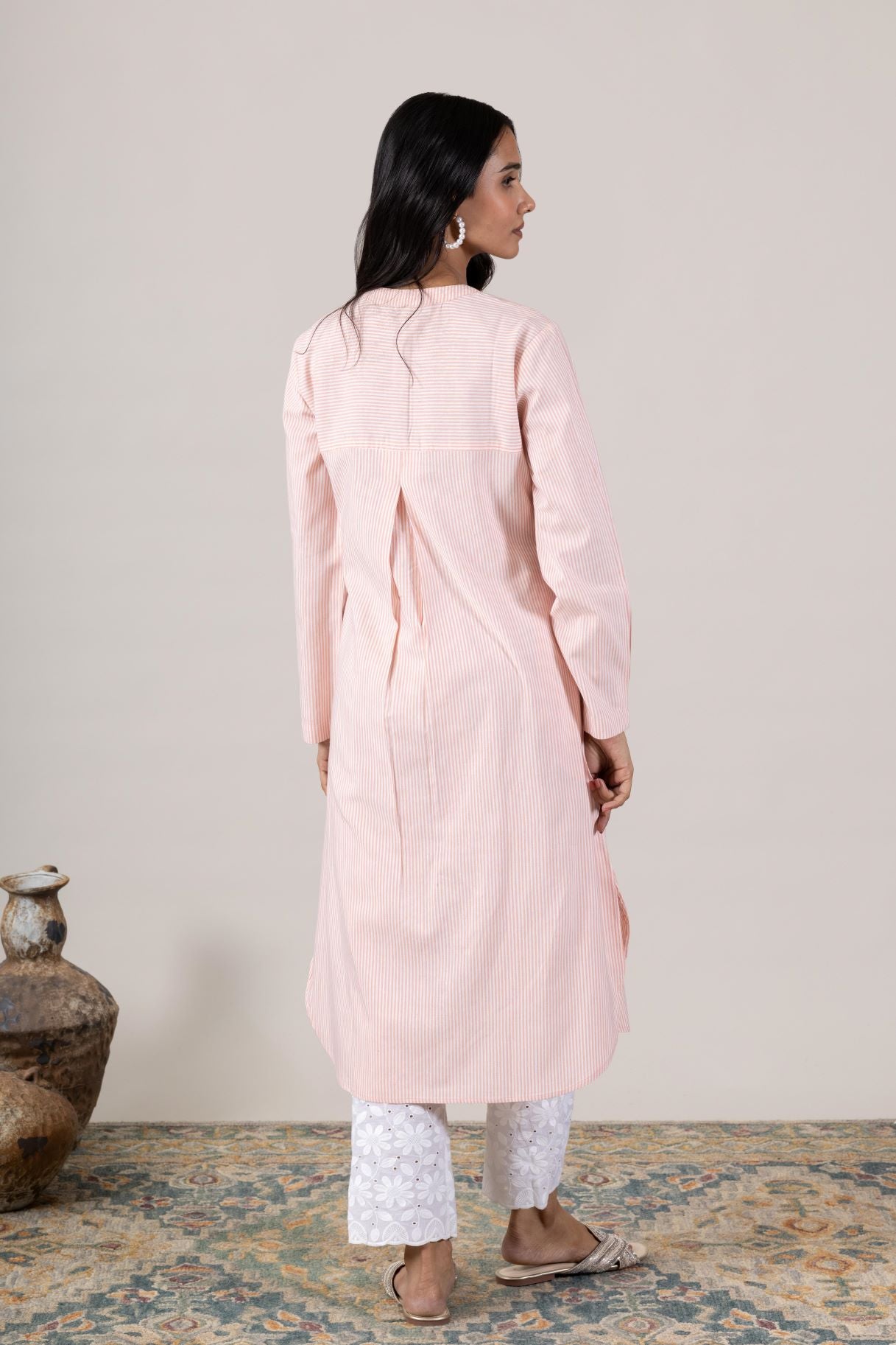 KUDIORY Women Pink Striped Round Neck Straight Kurta