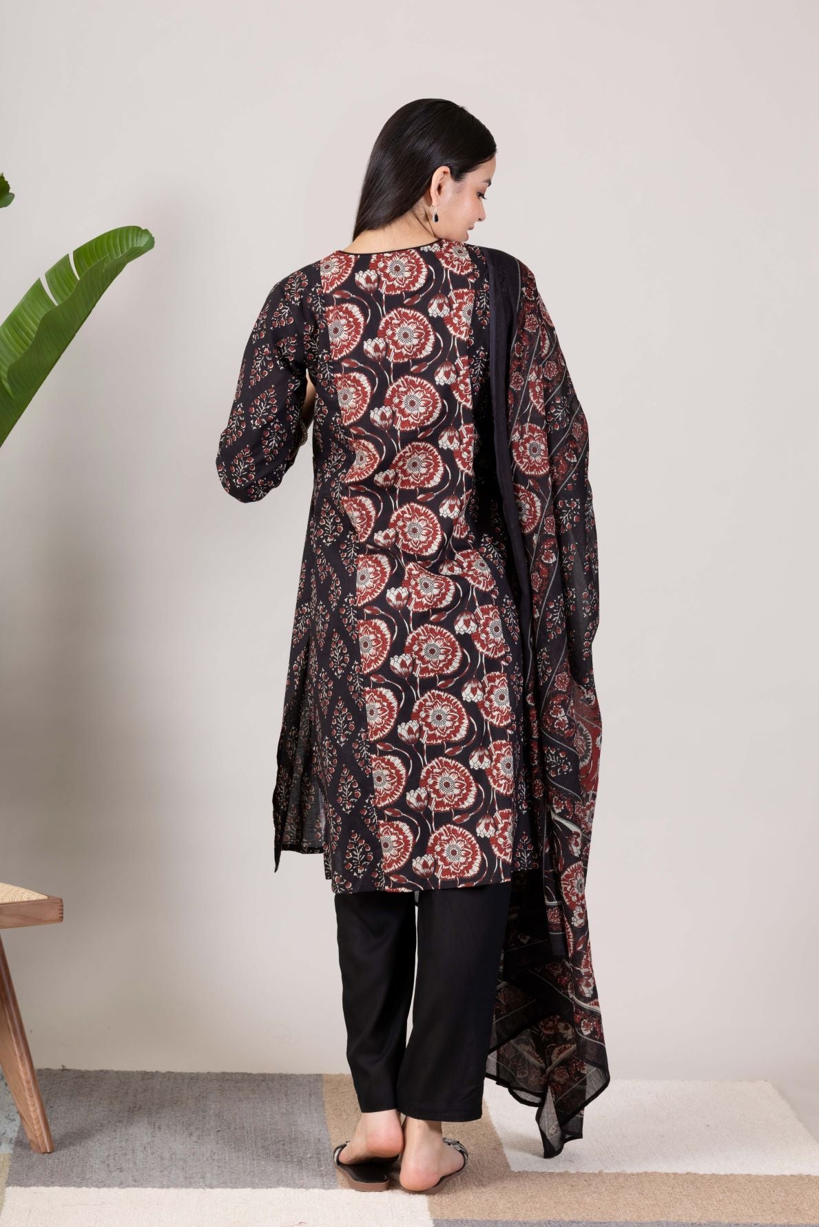 KUDIORY Women’s Black & Maroon Printed Kurta with Matching Dupatta