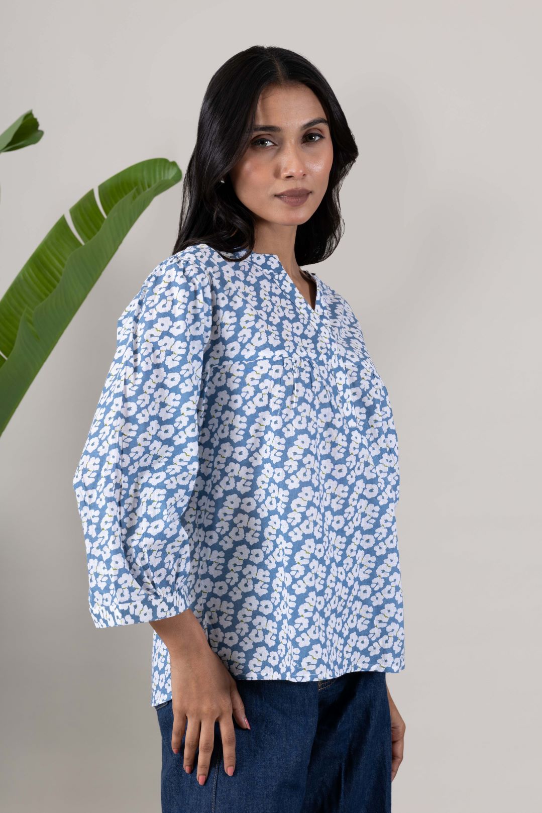 KUDIORY Women Blue Floral Printed V-Neck Flared Sleeves Top