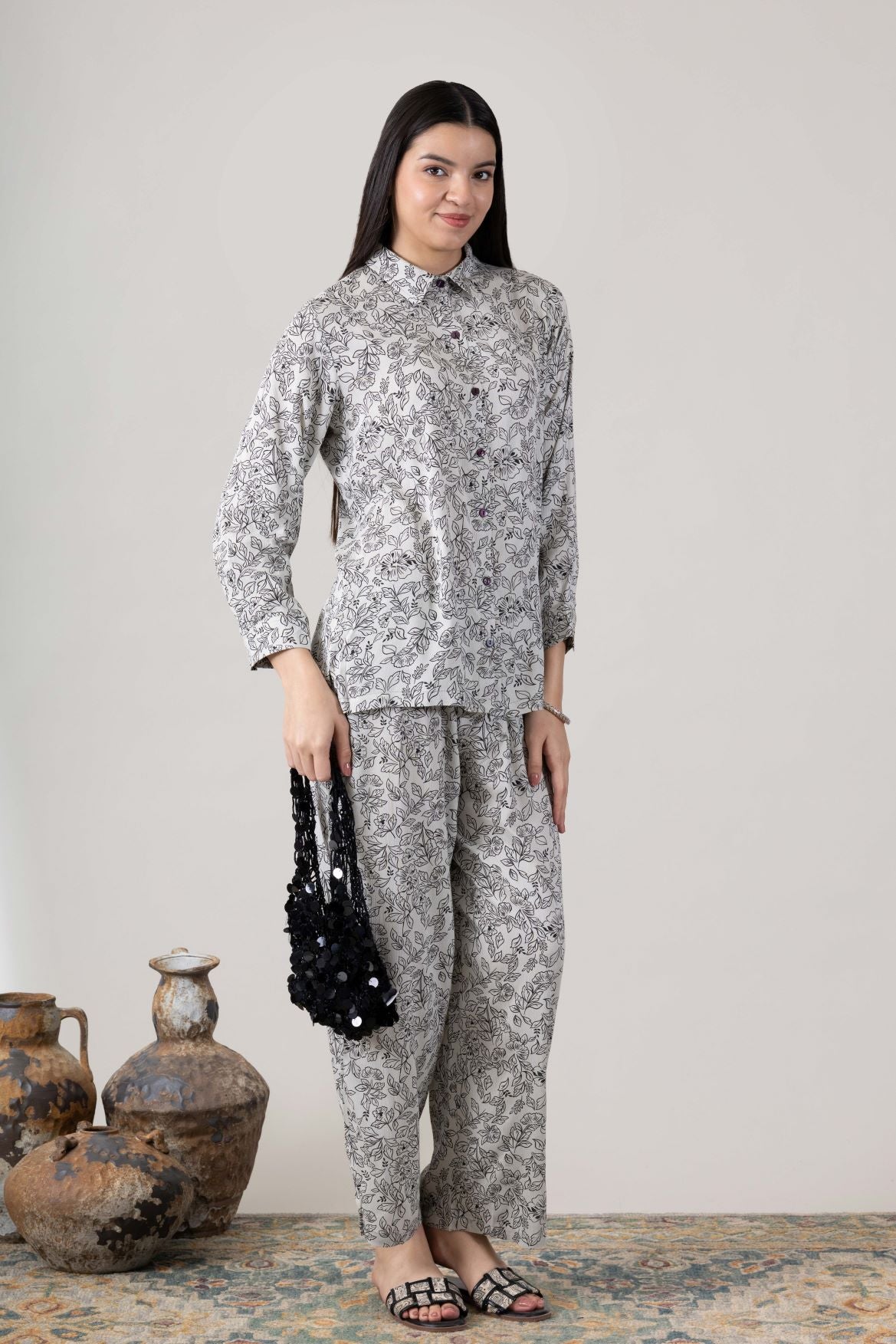 KUDIORY Women White Floral Printed Co-Ord Set with Shirt & Wide-Leg Trousers