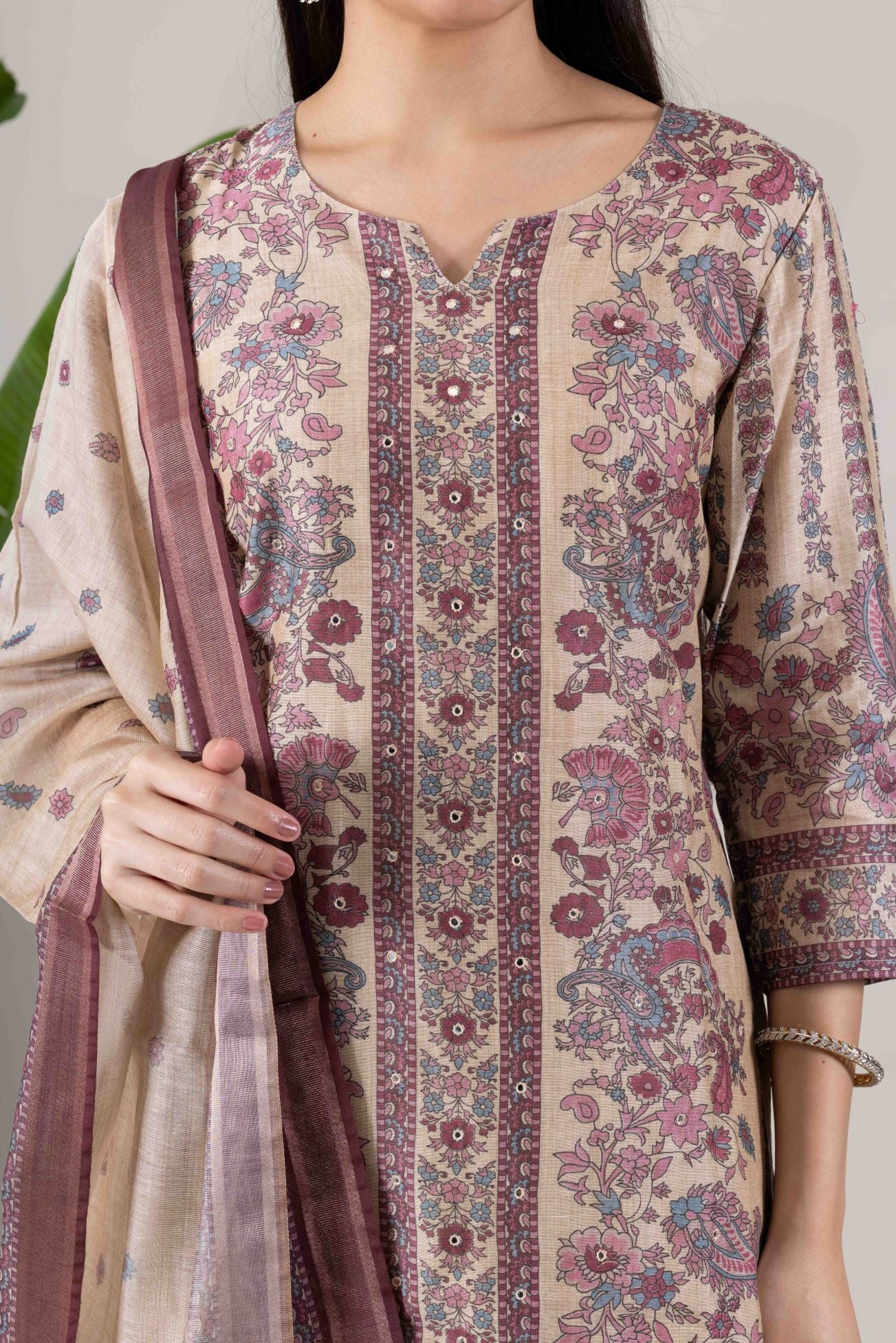KUDIORY Women Beige Floral Printed Kurta with Trousers & Dupatta Set